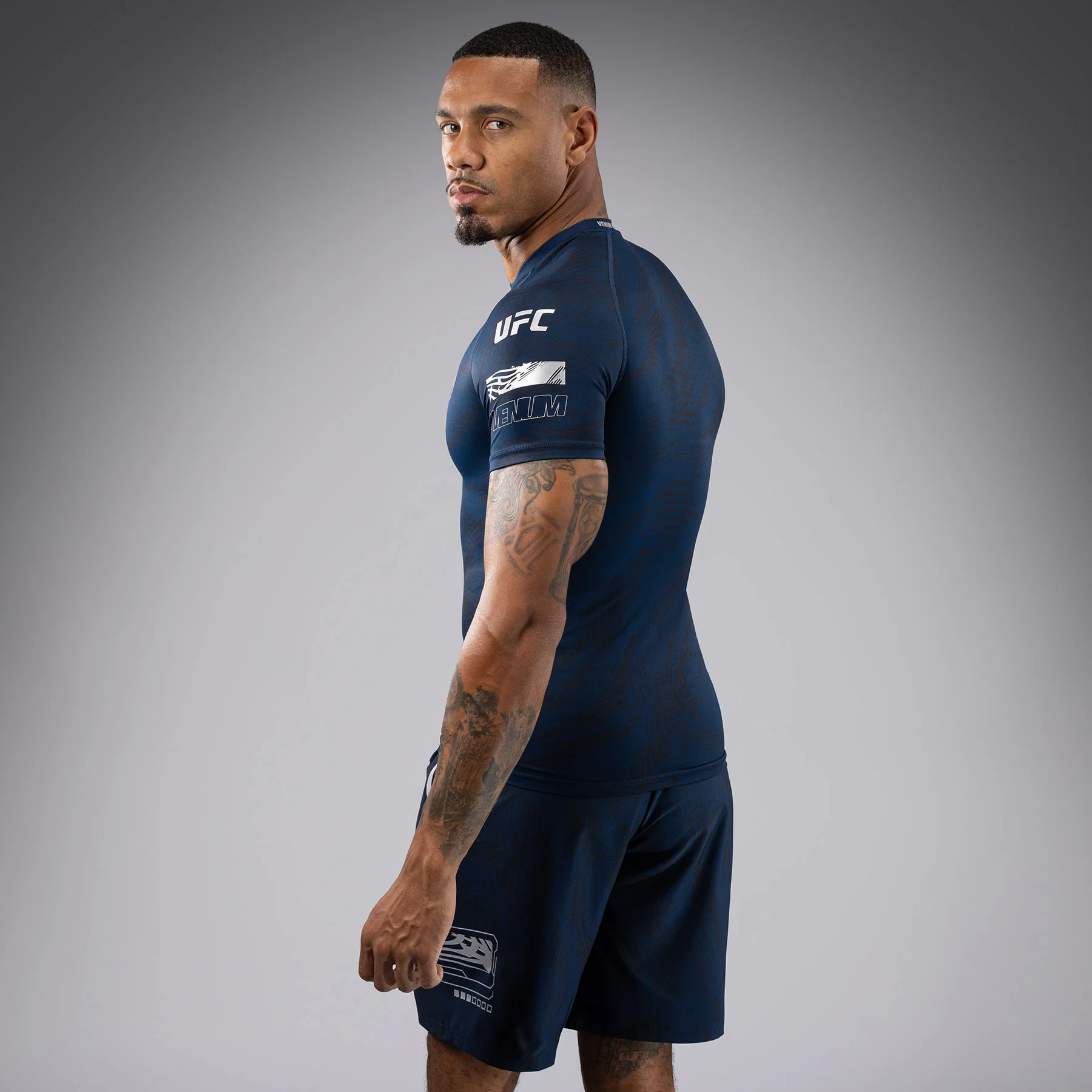 UFC Fusion by Venum Fight Week Men’s Performance Short Sleeve Rashguard - Oceanic Blue - Image 2