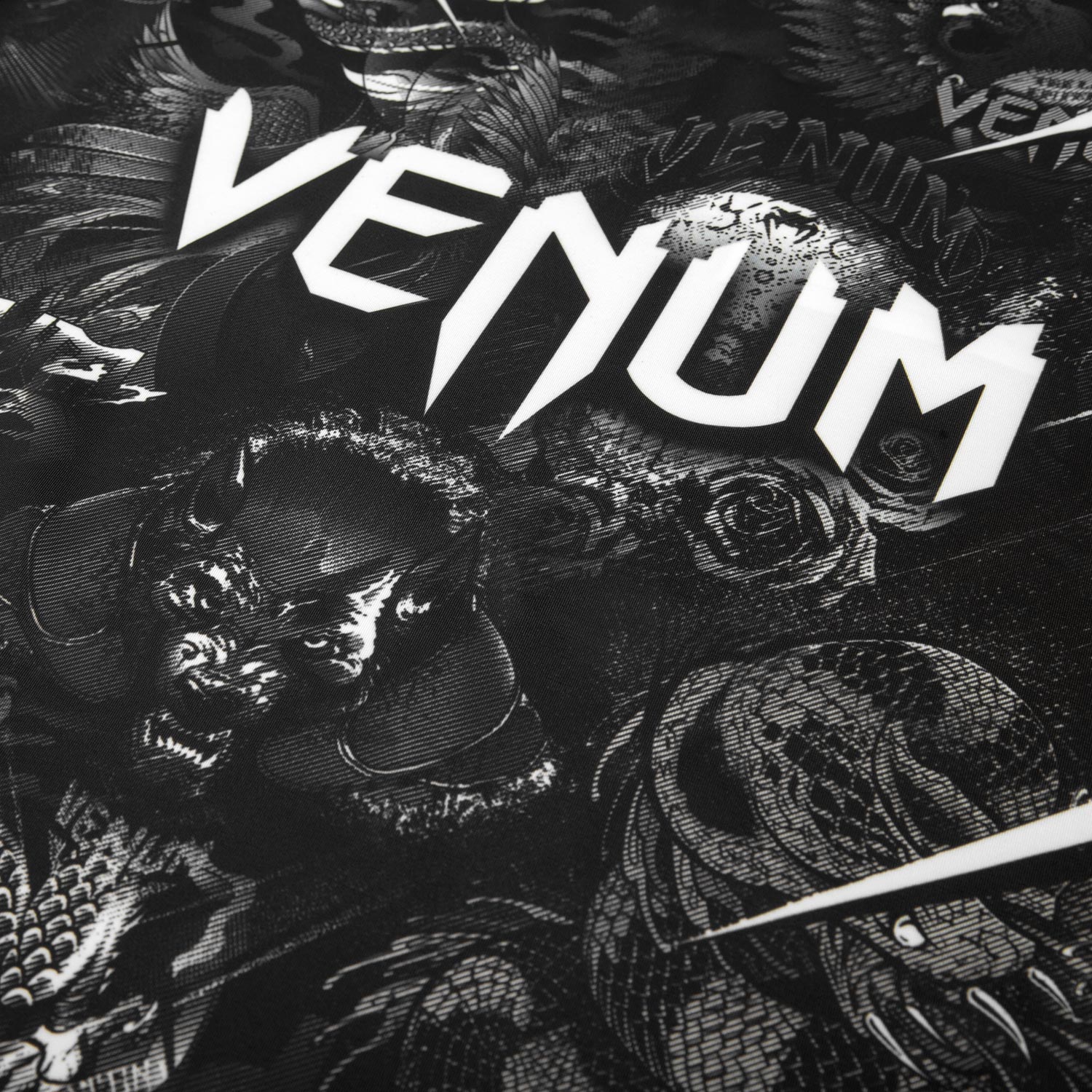 Venum Art Rashguard - Long Sleeves - Black/White - Image 7