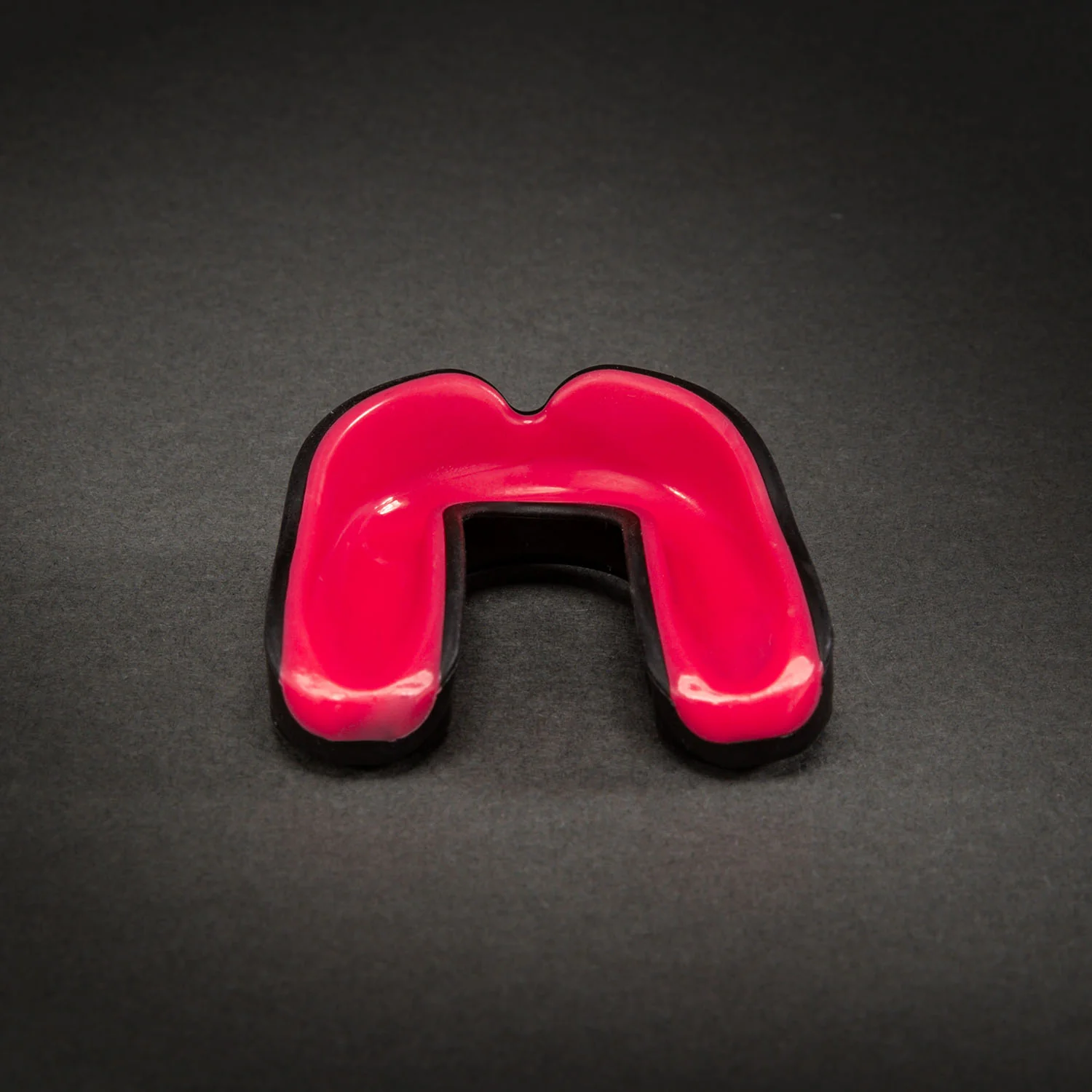 Venum Challenger Mouthguard - Black/Raspberry - Image 4
