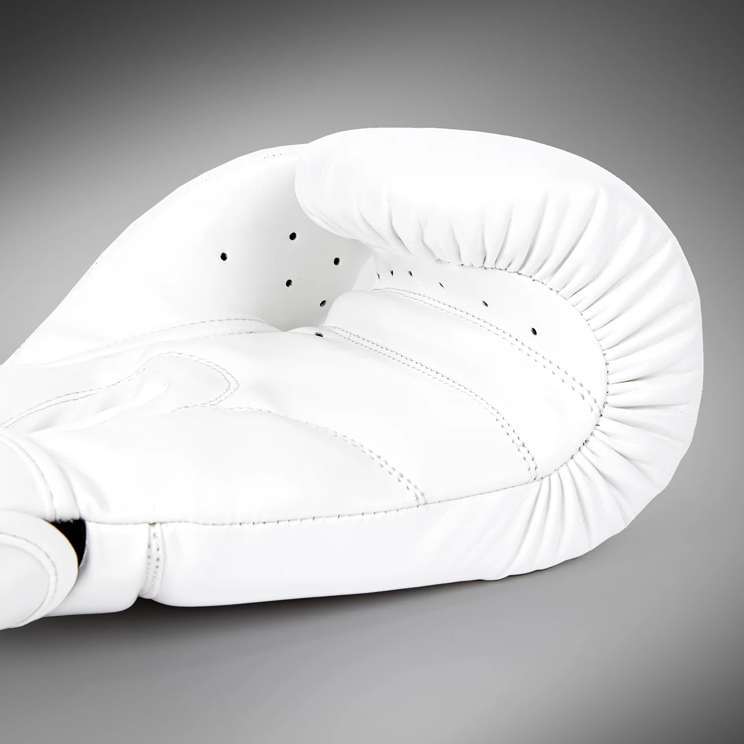 Venum Contender 1.5 Boxing Gloves - White/Silver - Image 4