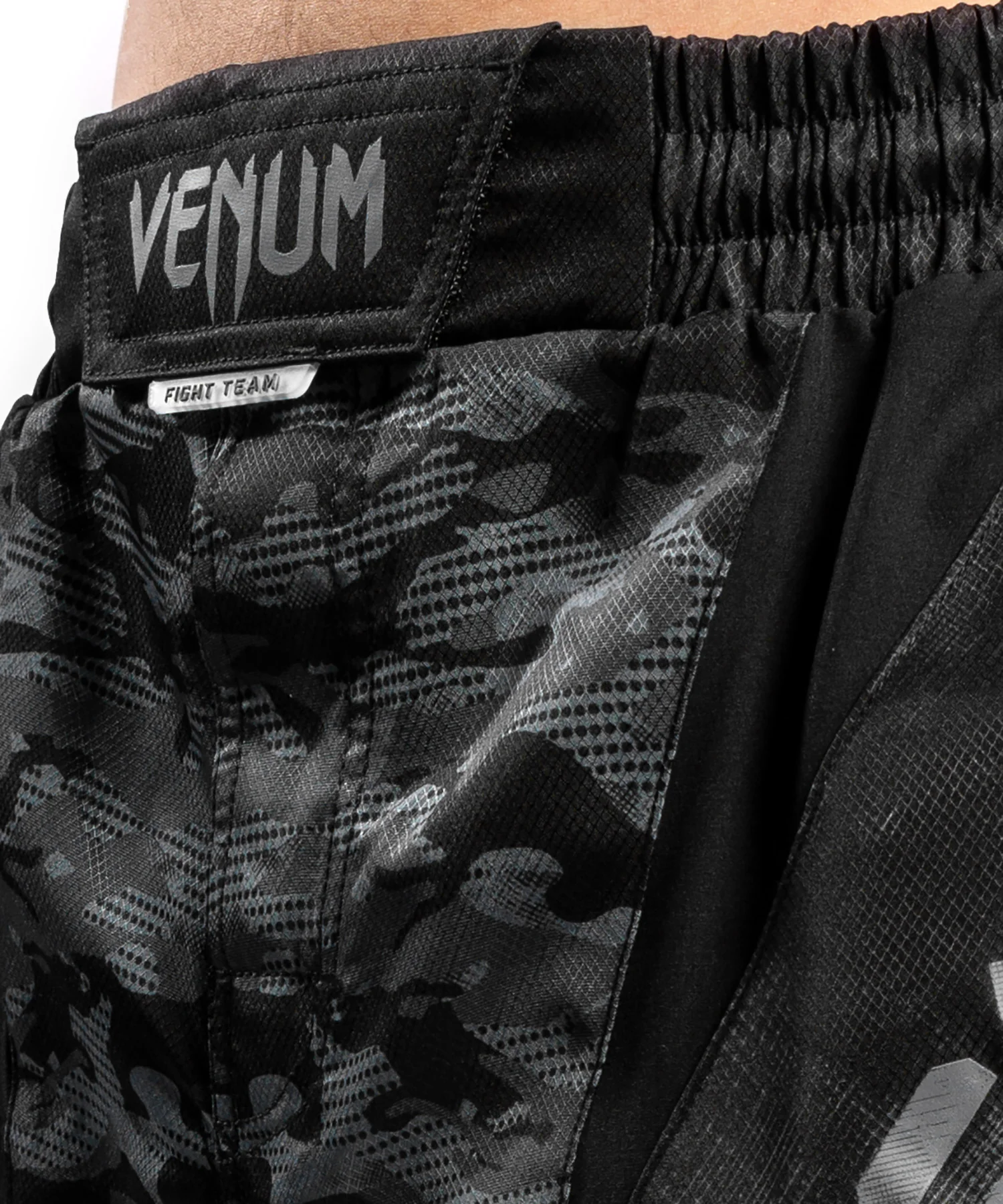 Venum Defender Fightshort - Dark camo - Image 5