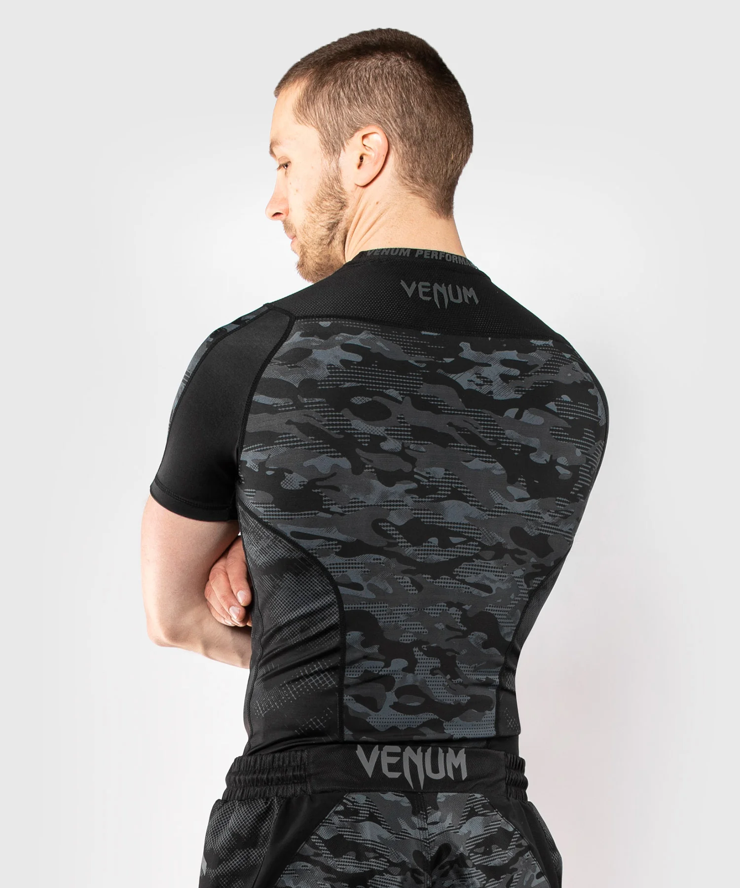 Venum Defender Short Sleeve Rashguard - Dark camo - Image 10
