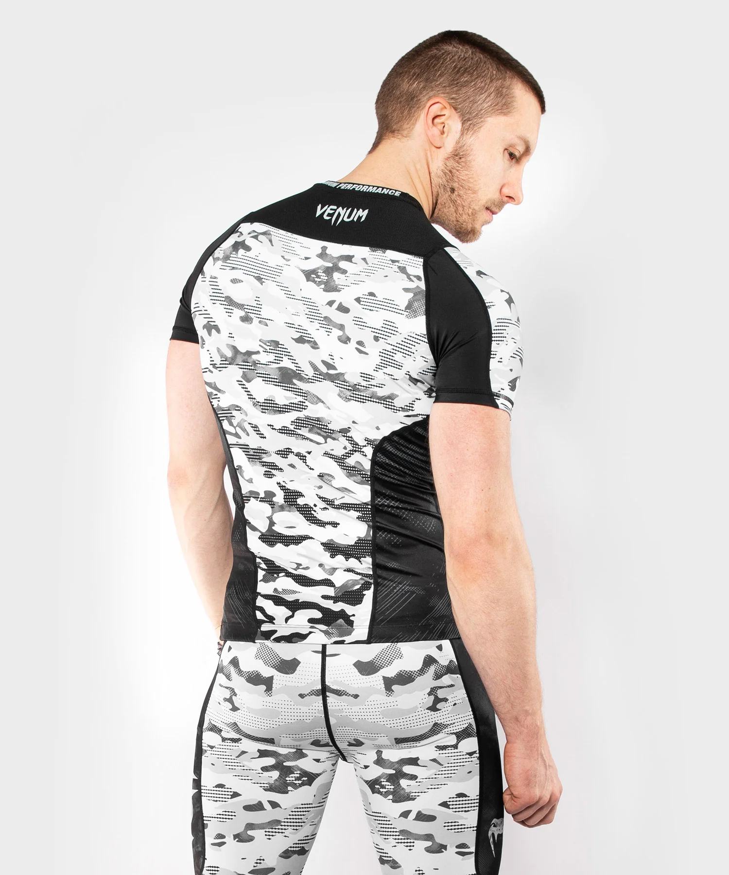 Venum Defender Short Sleeve Rashguard - Urban Camo - Image 11