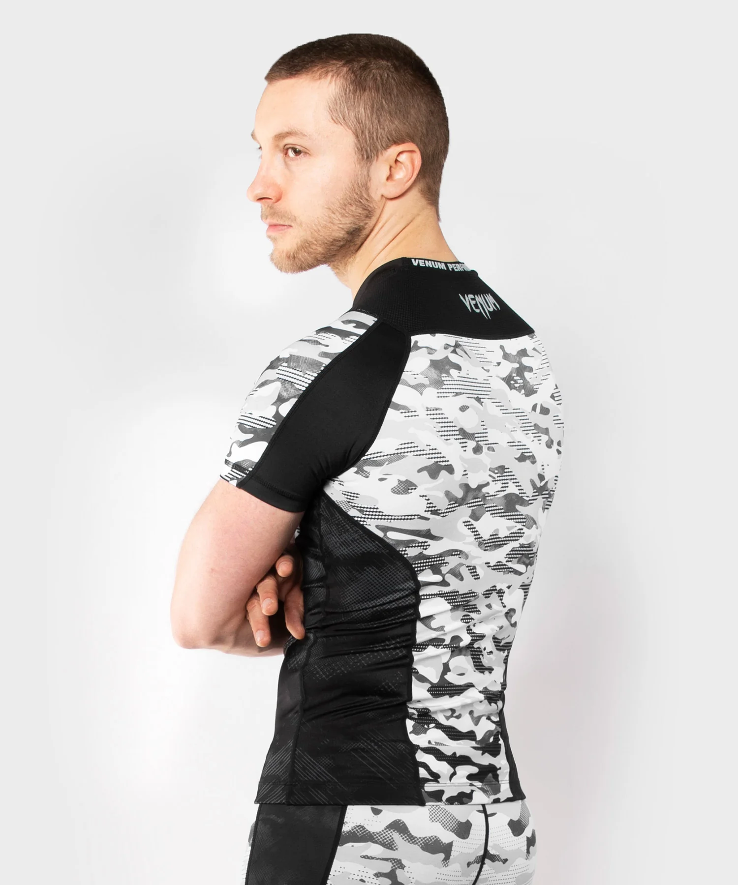 Venum Defender Short Sleeve Rashguard - Urban Camo - Image 2