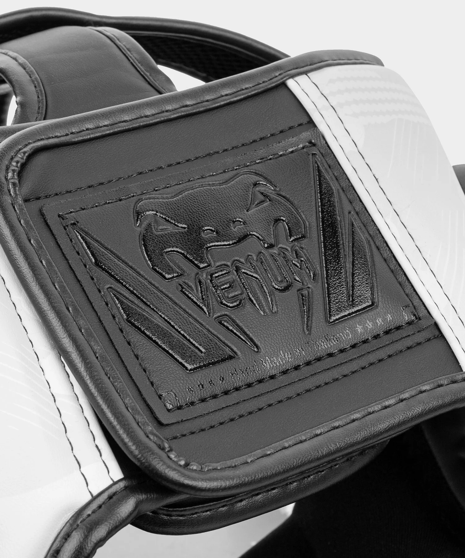 Venum Elite Boxing Headgear - Image 6