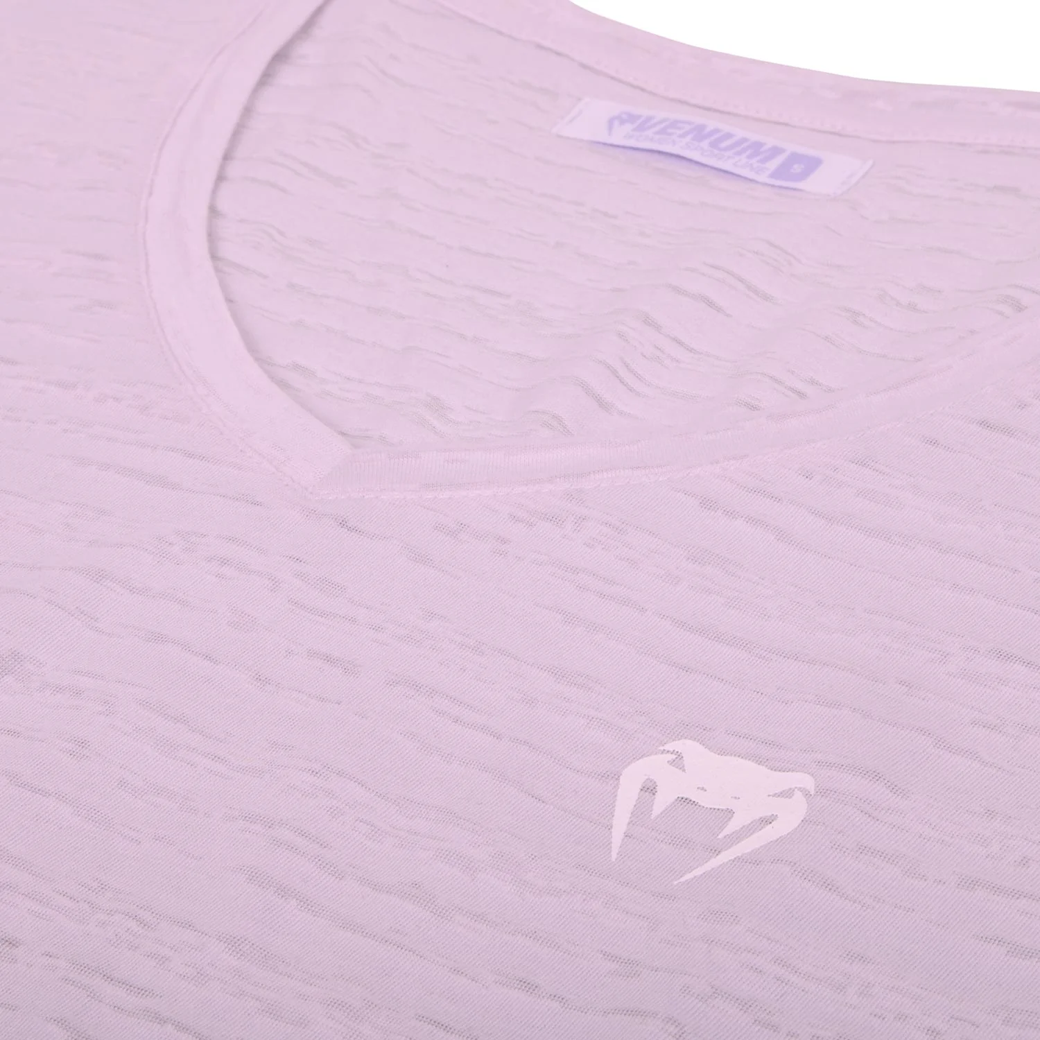 Venum Essential V Neck T-Shirt - Light Lilac - Image 4