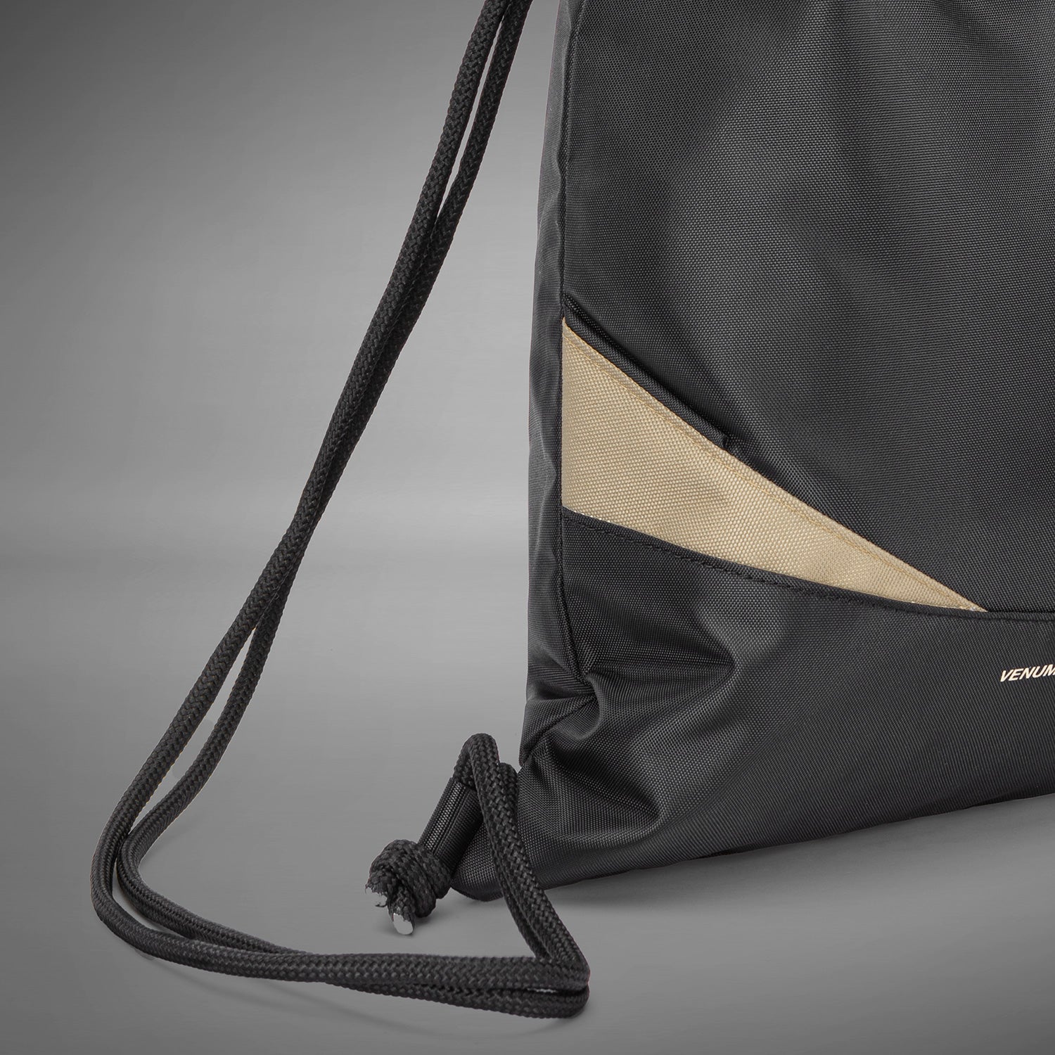 Venum Evo 2 Drawstring Bag - Black/Sand - Image 3
