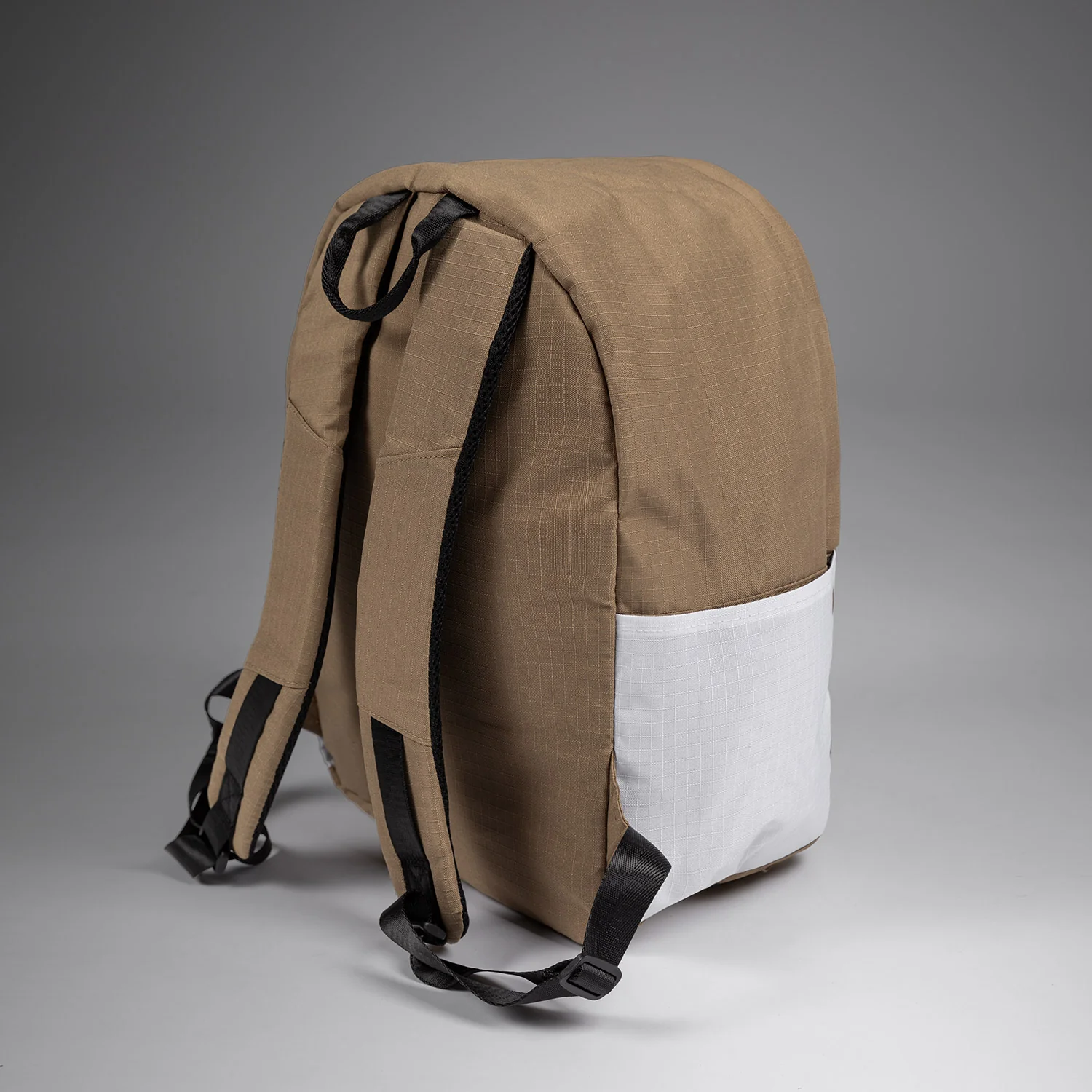 Venum Evo 2 Light Back Pack - Dune - Image 4