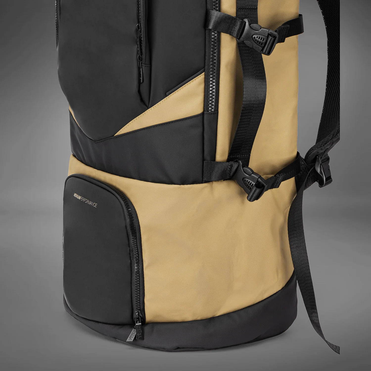 Venum Evo 2 Xtrem Backpack - Black/Sand - Image 6