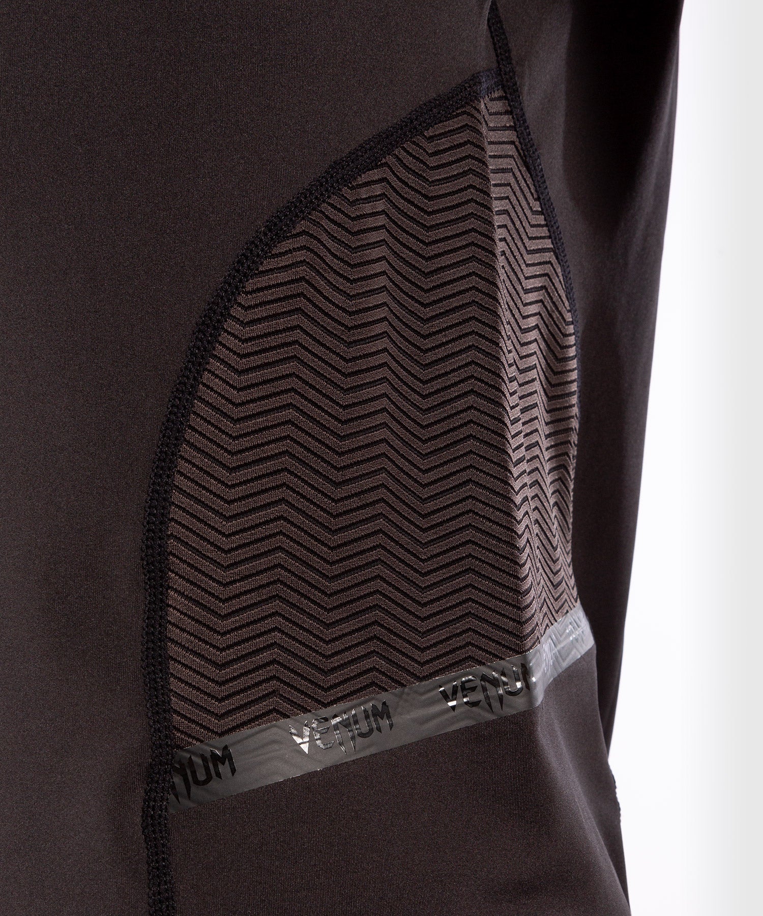 Venum G-Fit Dry-Tech T-shirt - Black/Gold - Image 6