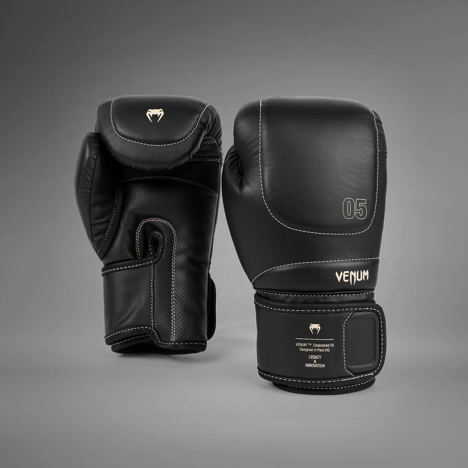 Venum Impact Evo Boxing Gloves - Black - Image 2