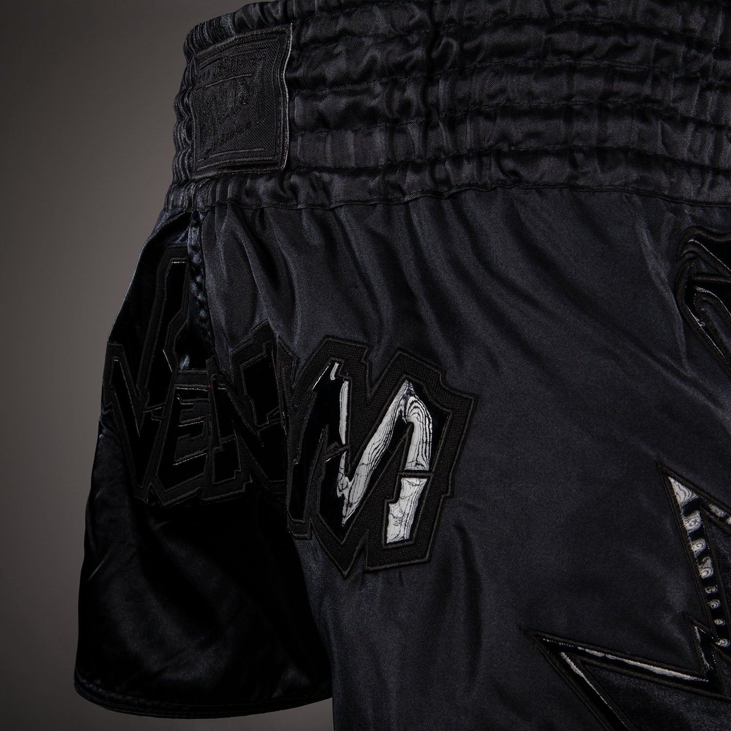 Venum Inferno 2.0 Muay Thai Shorts - Black/Grey - Image 5
