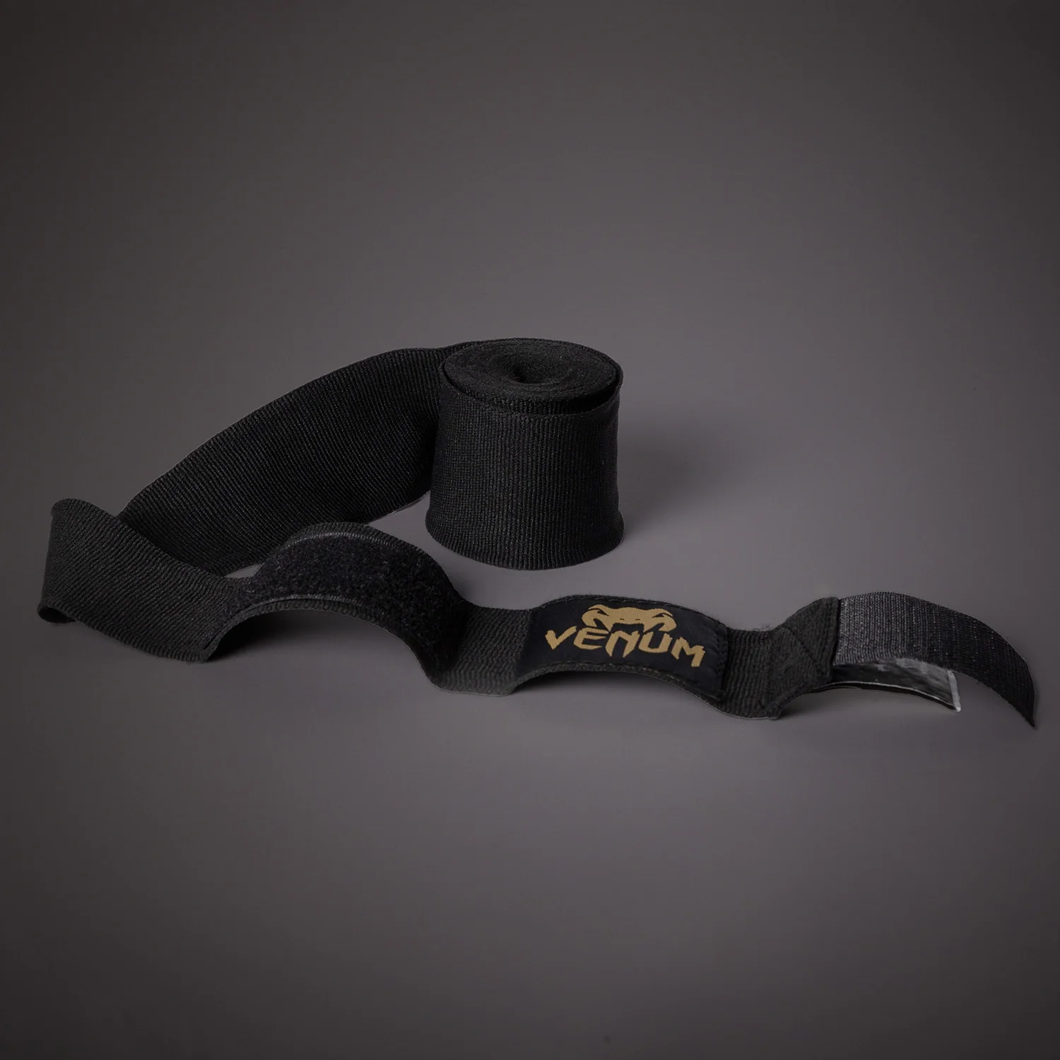 Venum Kontact Boxing Hand Wraps - Black/Gold - 4.5m (180 in) - Image 3