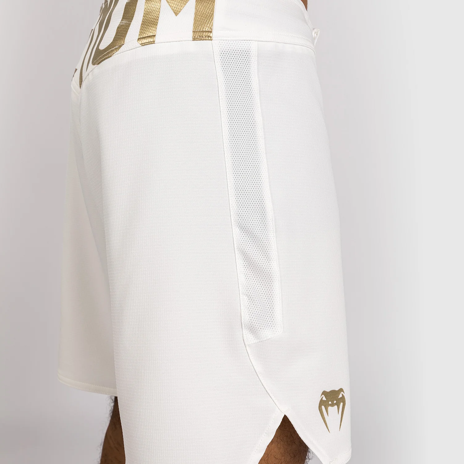 Venum Light 5.0 Fight Shorts - White/Gold - Image 8