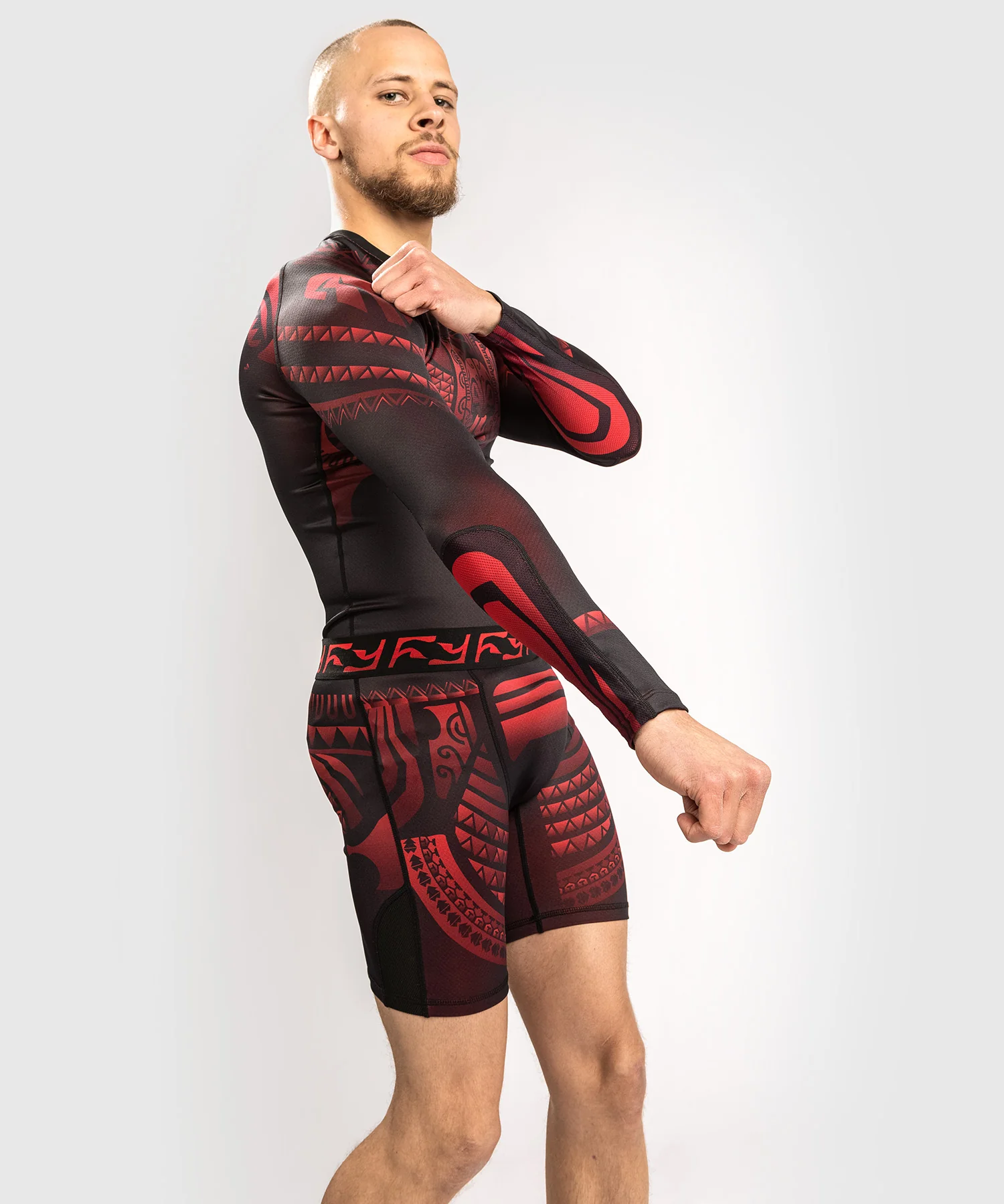 Venum Nakahi Rashguard - Long Sleeves - Black/Red - Image 2
