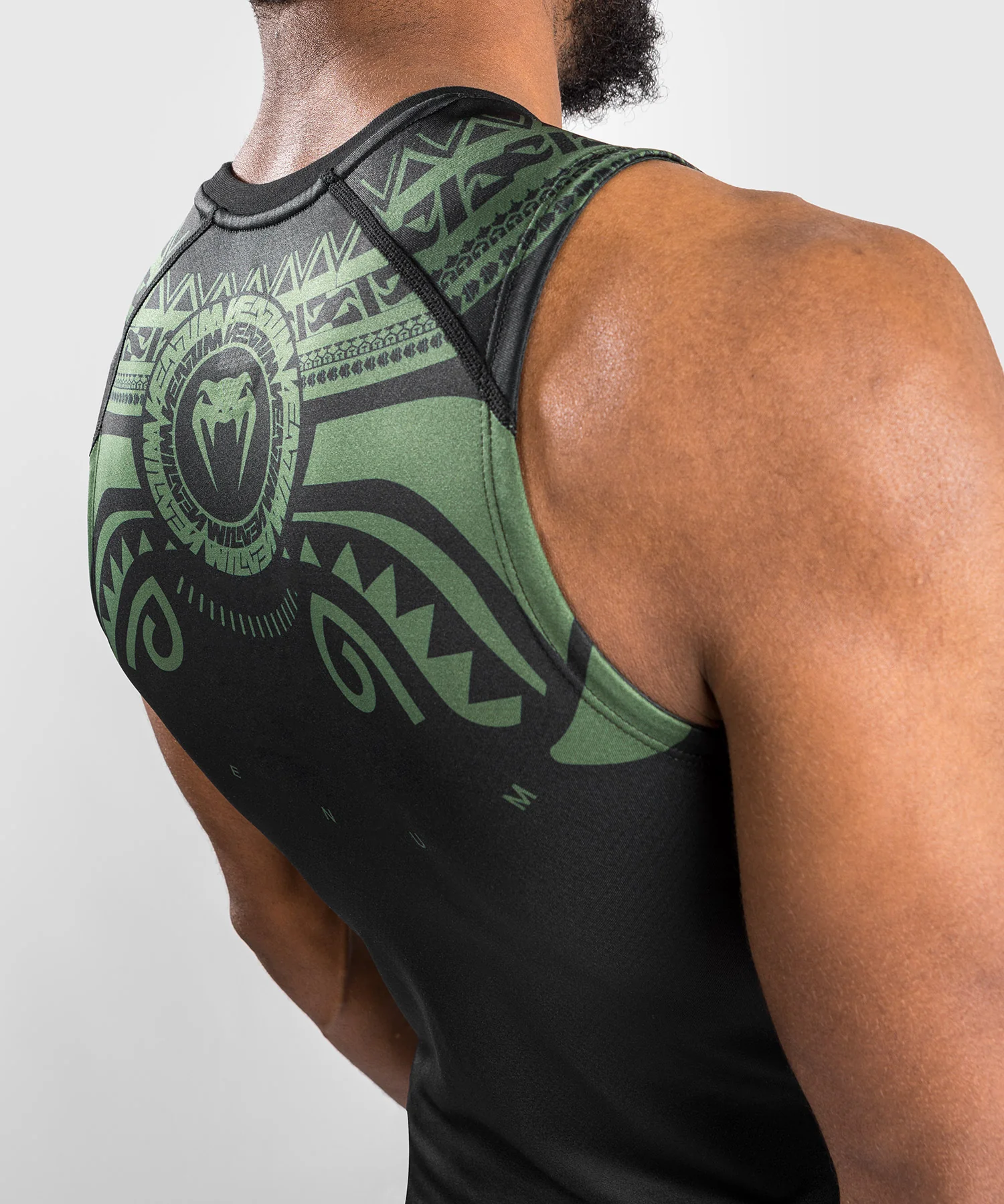 Venum Nakahi Rashguard - Sleeveless - Black/Khaki - Image 5