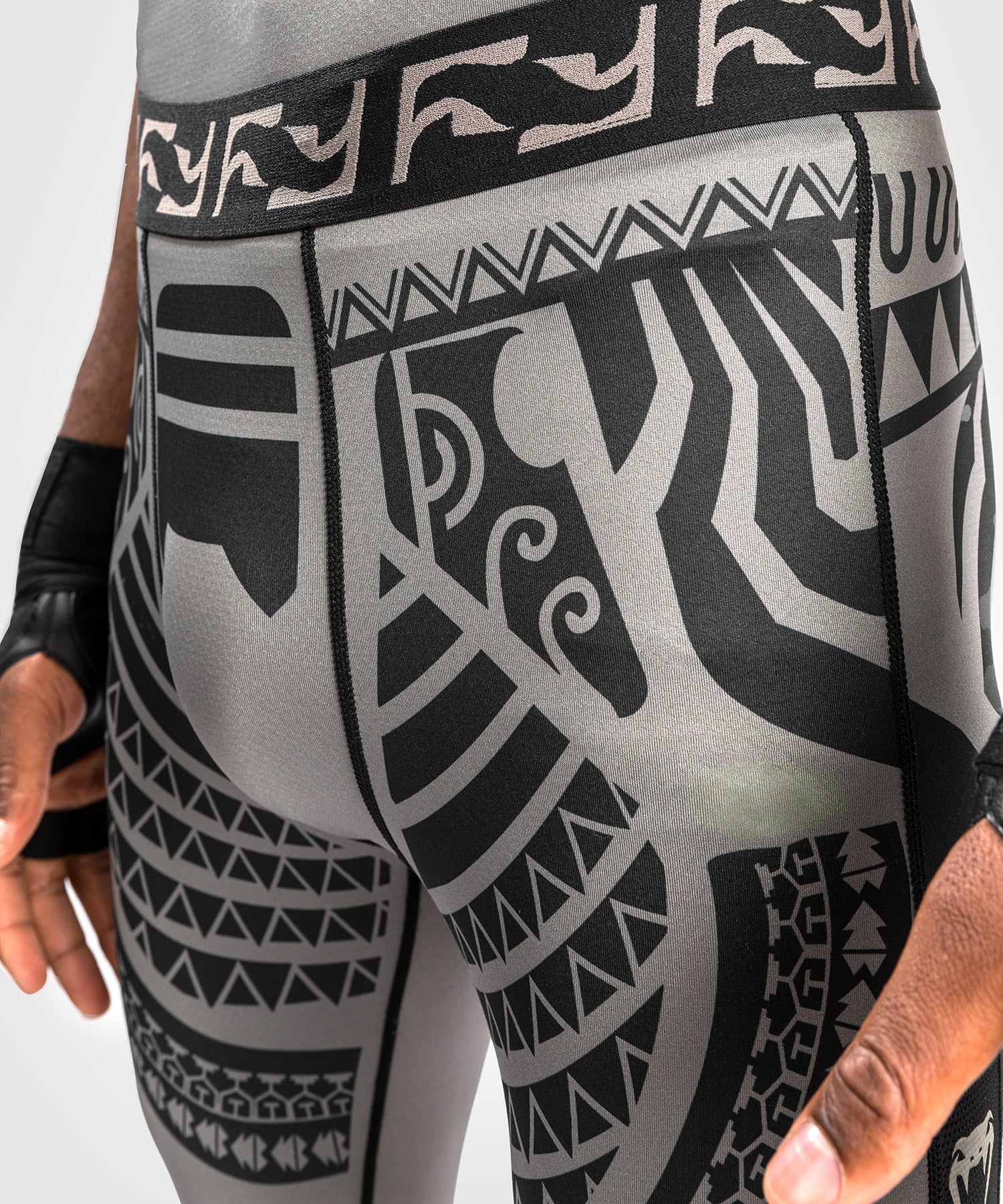 Venum Nakahi Spats - Grey - Image 4