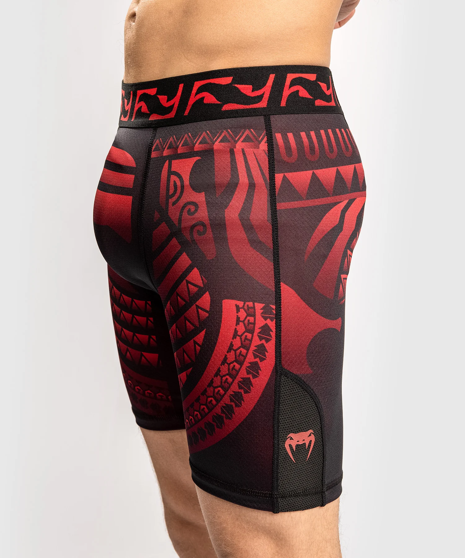 Venum Nakahi Vale Tudo Short - Black/Red - Image 7