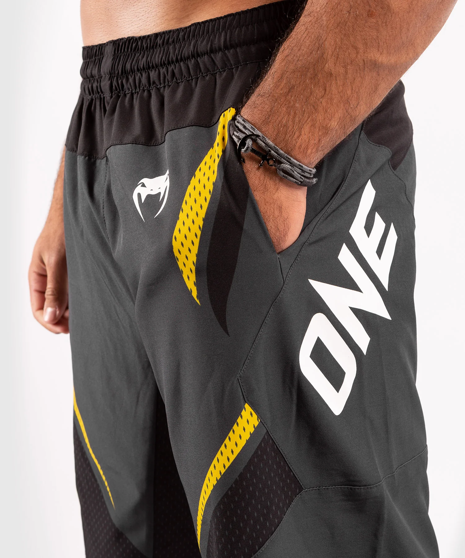 Venum ONE FC Impact Training shorts - Grey/Yellow - Image 6