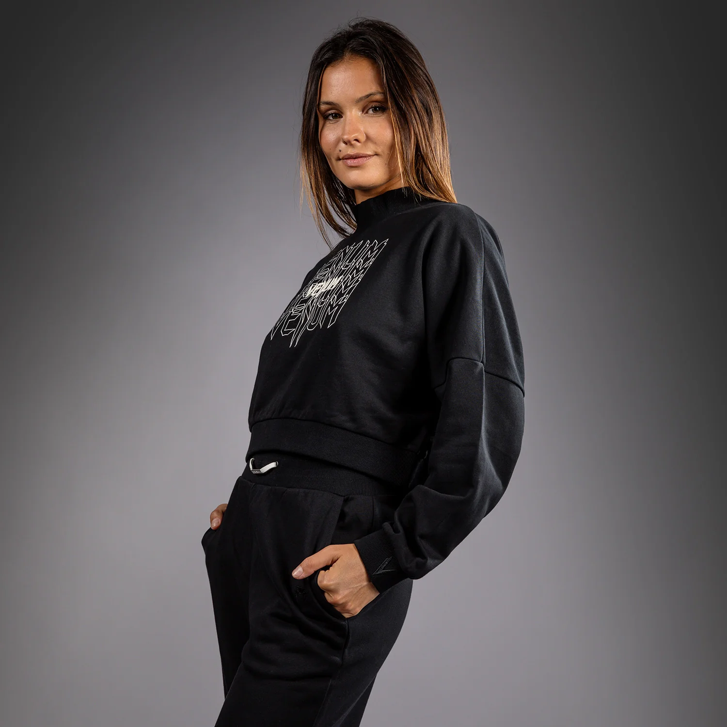 Venum Pulse Women’s Cropped Sweatshirt - Black/White - Image 2