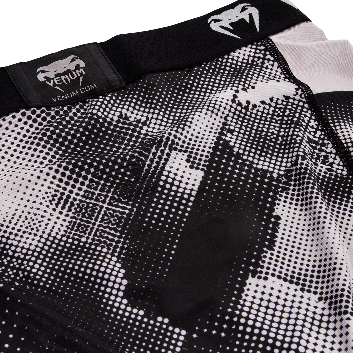 Venum Technical Compression Shorts - Black/Grey - Image 6