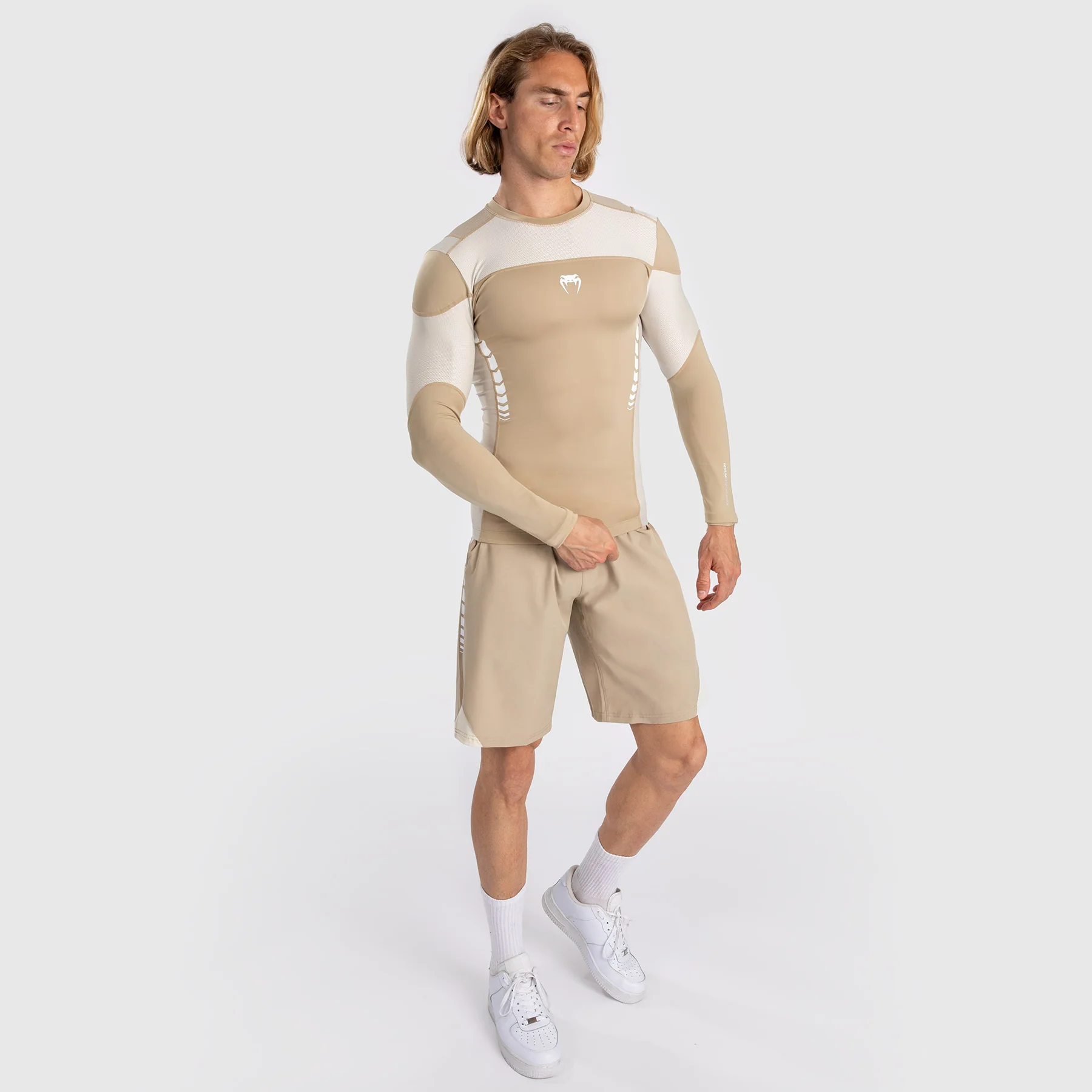 Venum Tempest Men's Long Sleeve Rashguard - Beige/Sand - Image 2