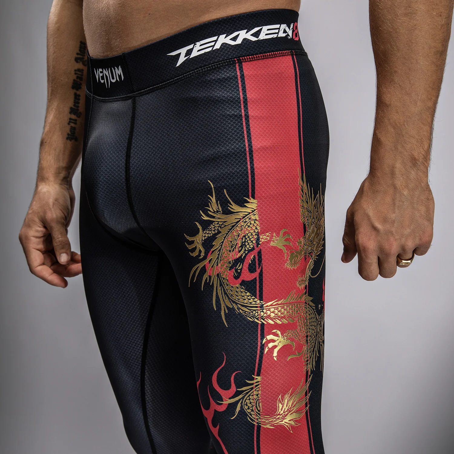 Venum x TEKKEN 8 - Marshall Law Spats - Black/Red/Gold - Image 6